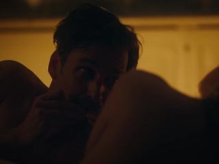 Nudeceleb- Caroline Hartig – Schattenmoor s01e04 (2019)  HD 720p