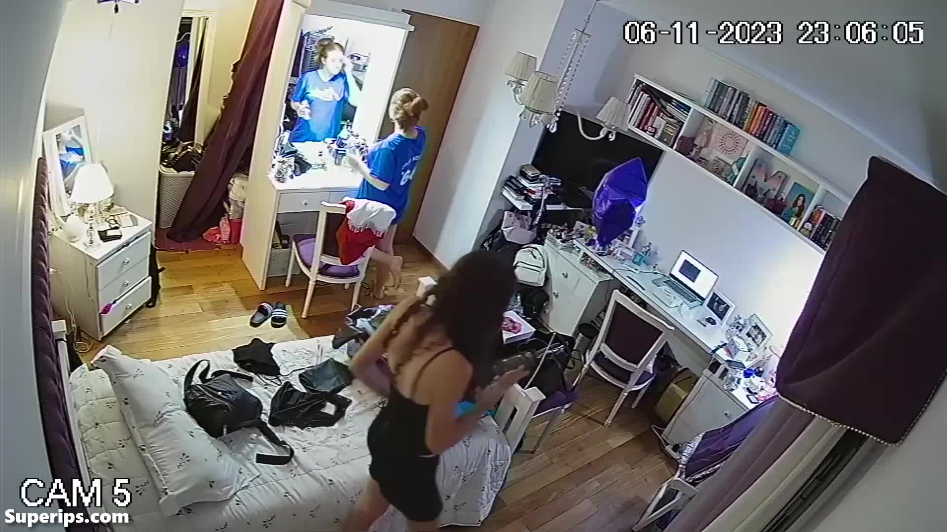 IPCAM – British teenage sisters change clothes together – Part 2