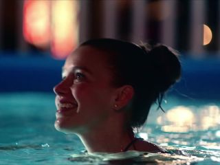 Nudeceleb- Devon Hales – Icon (2022) HD 1080p