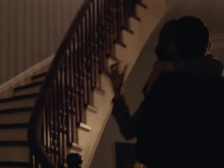 Nudeceleb- Natalie Gold – Succession s01e03 (2018) HD 1080p