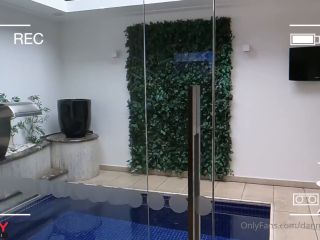 Private-recordings-of-webcam-models- 2021-06-132135159807