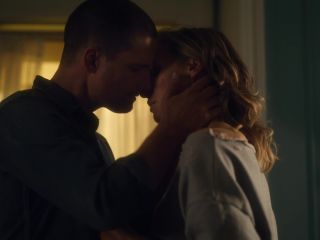 Nudeceleb- Michaela McManus – The Village s01e05 (2019) HD 1080p