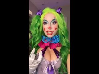 Private-recordings-of-webcam-models- VID20241101205628389