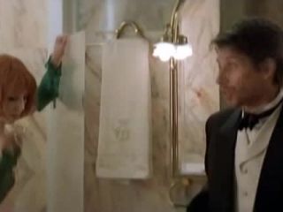 Nudeceleb- Elsa Zylberstein – Tenue correcte exigee (1997)