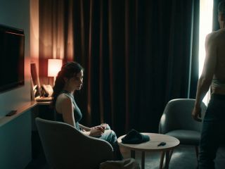 Nudeceleb – Marina vorozhishcheva, vilma kutaviciute, anna zavtur, sofya arzhanykh-khirurg s01e01-04 (2025) hd 1080p