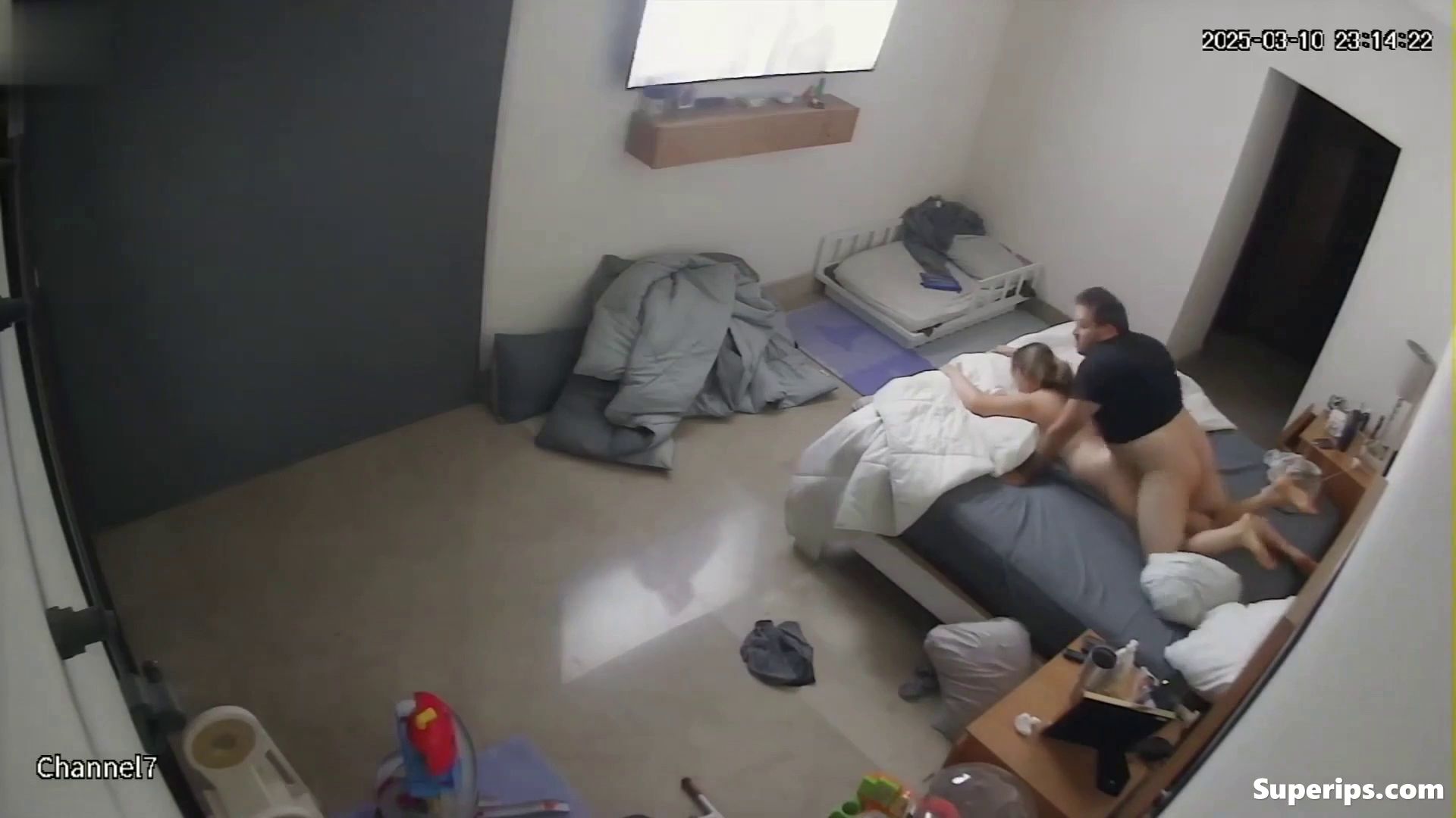 IPCAM – Hot mom gets fucked in the ass