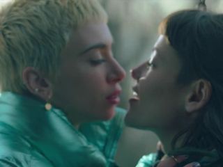 Nudeceleb- Mireia Oriol Claudia Riera – Les de l_hoquei s01e04e07e09 (2019) HD 720p