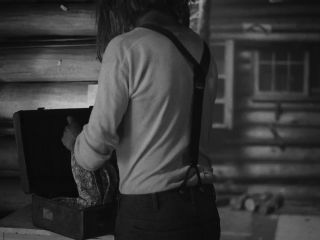 Nudeceleb- Molly Johnson – Shadow Nettes (2017) HD 1080p