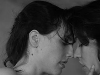 Nudeceleb- Natalia de Molina Greta Fernandez – Elisa y Marcela (2019) HD 1080p