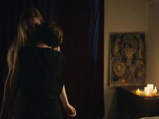 Nudeceleb- Theresa Hedelund, Sofie Torp – Bokser (2017) HD 720p