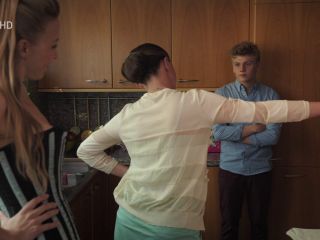 Nudeceleb- Maria Kostlinger, Martina Ebm, Nina Proll, Gerti Drassl – Vorstadtweiber s01e01 (2014) HD 720p