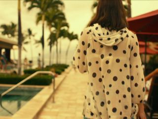 Nudeceleb- Alexandra Daddario, Sydney Sweeney, Brittany OGrady, Connie Britton-The White Lotus s01e01 (2021) HD 1080p