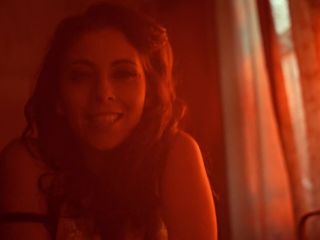 Nudeceleb- Carolinah Rateiro – Da Licença de Contar (2015) HD 1080p