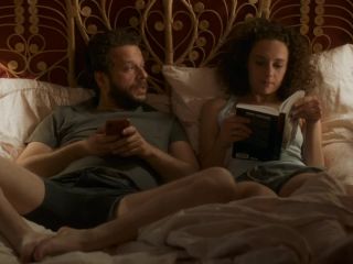 Nudeceleb- Alice de Lencquesaing, Michele Laroque – Chacun chez soi (2020) HD 1080p