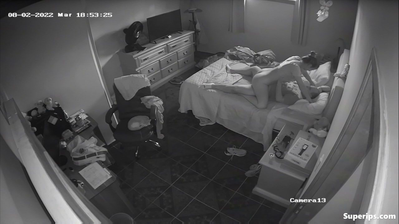 IPCAM – Nerdy man fucks his pretty wife