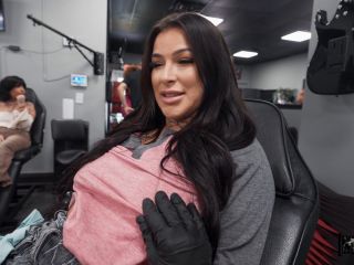 0_day_porn- Diamond Franco  The Tattoo Parlor
