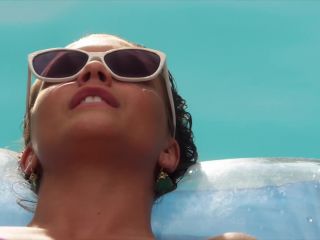 Nudeceleb- Charisma Carpenter-The Lying Game s02e01 (2013) HD 1080p