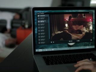 Nudeceleb- Martina Ebm, Julia Stemberger – Vorstadtweiber s02e04 (2016) HD 720p