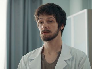 Nudeceleb- Regina Todorenko – Nekrasivaya s01e01 (2024) HD 1080p