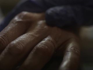 Nudeceleb- Caroline Bourg – Balthazar s02e01 (2019) HD 720p