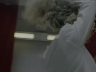 Nudeceleb- Esther Acebo –  La casa de papel s05e08 (2021) HD 1080p