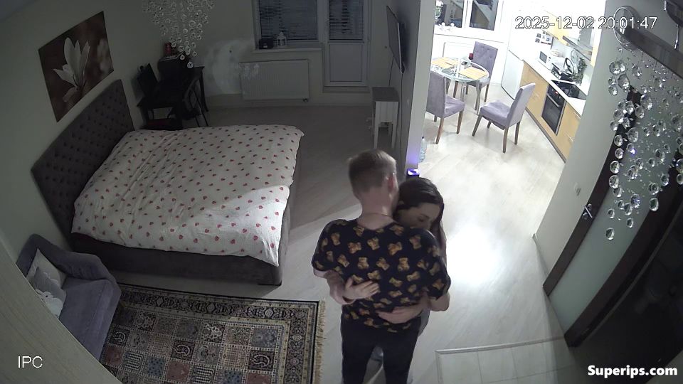 IPCAM – Petite European girl fucks her Tinder date