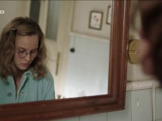 Nudeceleb- Sonja Gerhardt, Emilia Schule-Kudamm 56 e01-03 (2016) HD 720p