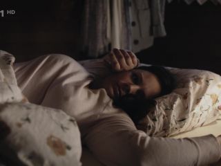 Nudeceleb- Jitka Cvancarova – Doktor Martin s01e06-07 (2015) HD 1080p