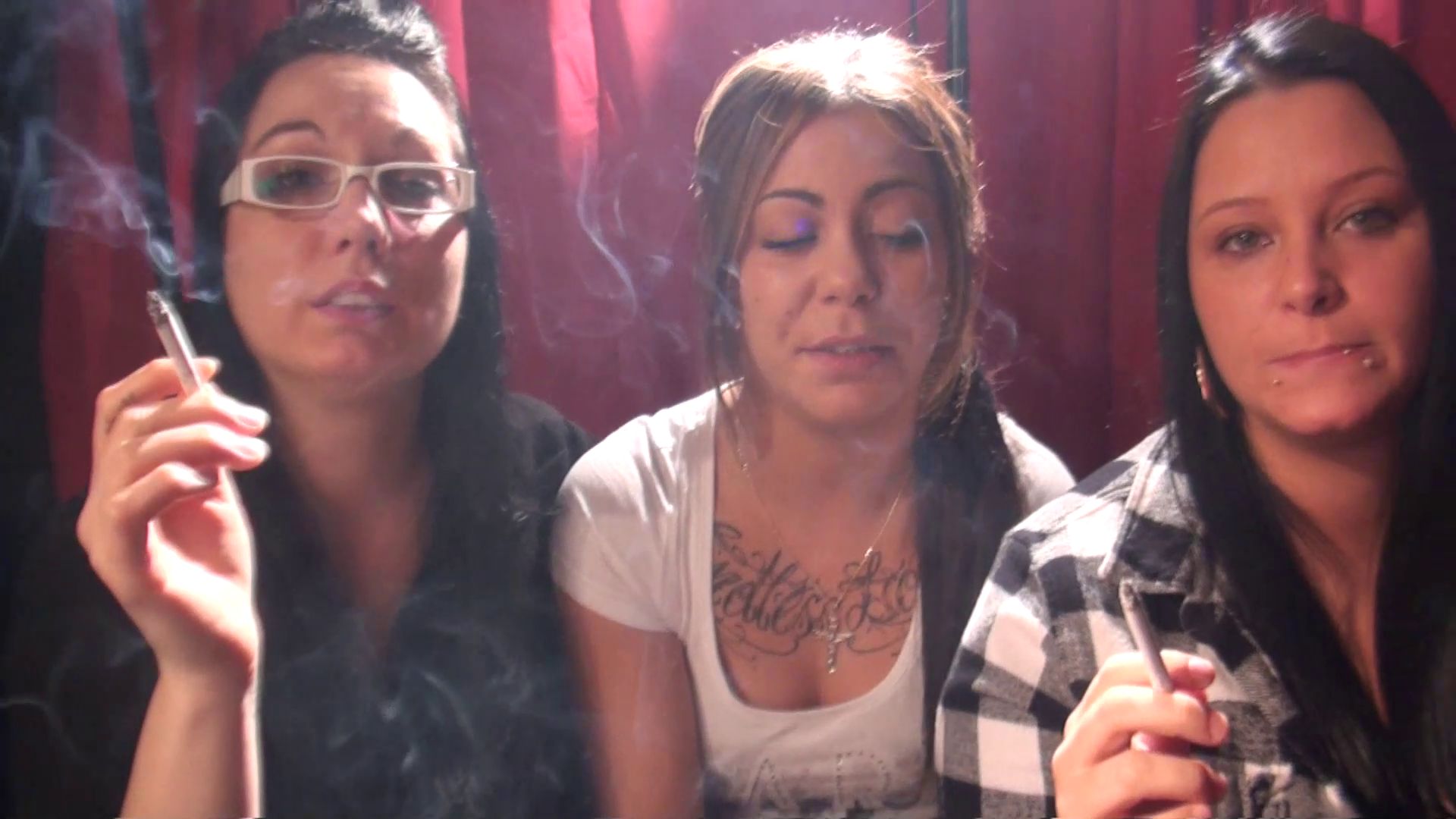 Glam clip #1424 SmokingClips