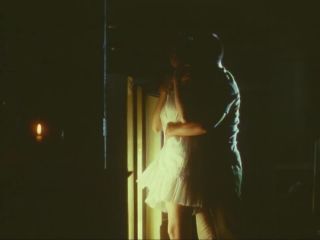 Nudeceleb- Maureen Larrazabal, Sunshine Cruz – Ekis Walang tatakas (1999) HD 720p