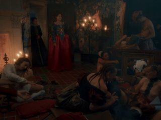 Nudeceleb- Minnie Driver, Anael Snoek, etc – The Serpent Queen s02e07 (2024) HD 1080p