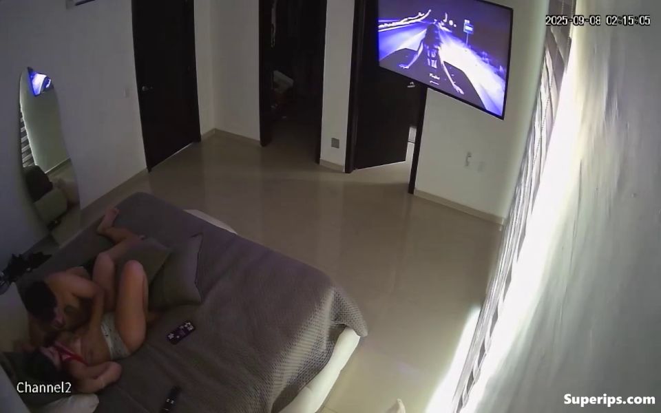 IPCAM – Brazilian college girl has wild sex