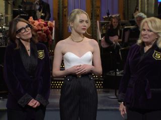 Nudeceleb- Chloe Fineman Sarah Sherman Punkie Johnson Chloe Troast Emma Stone – Saturday Night Live s49e06 (2024) HD 1080p