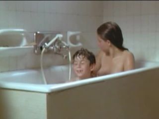 Nudeceleb- Marie Gillain – Marie (1993)