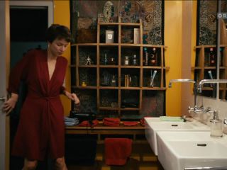 Nudeceleb- Julia Koschitz – Balanceakt (2018) HD 720p