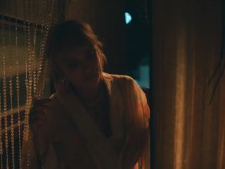 Nudeceleb- Caro Cult, Nina Gummich – Fur Jojo (2022) HD 1080p