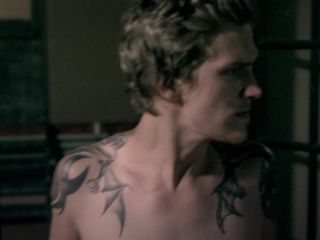 Nudeceleb- Erica Cox Amy Lynn Grover- Bitten (2008) HD 1080p