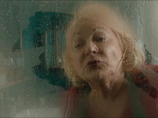 Nudeceleb- Mathilde Seigner – Un tour chez ma fille (2021) HD 1080p