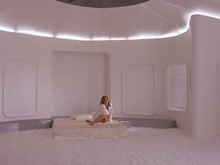 Nudeceleb- Elodie Bouchez, Angela Lindvall-CQ (2001) HD 720p