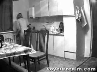 Minerva-voyeur-01 R