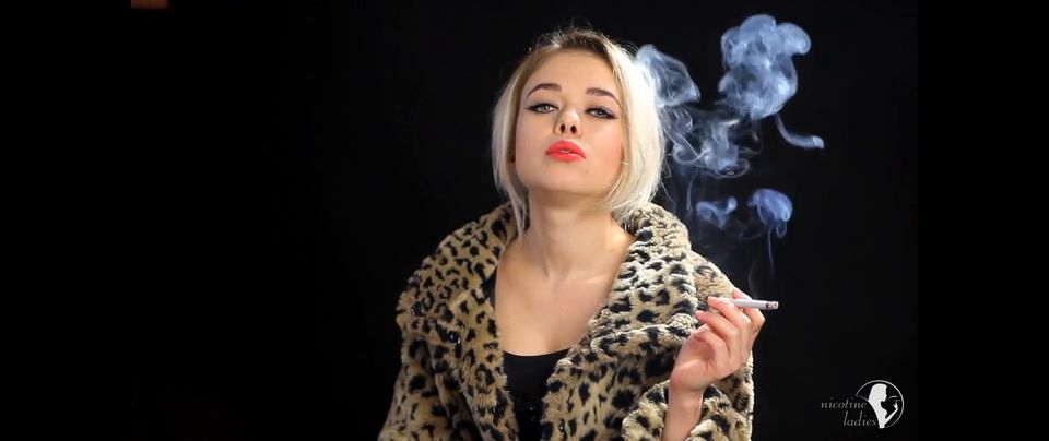 Andrea 2 Nicotine Ladies