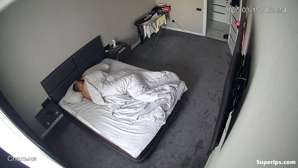 IPCAM – Young Ukrainian wife gets fucked while asleep