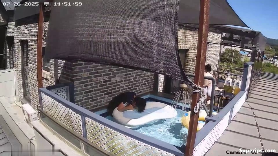 IPCAM – Naughty Korean couple in the pool