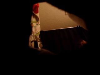 Voyeur Shower 100