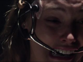 Nudeceleb- Troian Bellisario, Bailey Noble – Martyrs (2015) HD 1080p