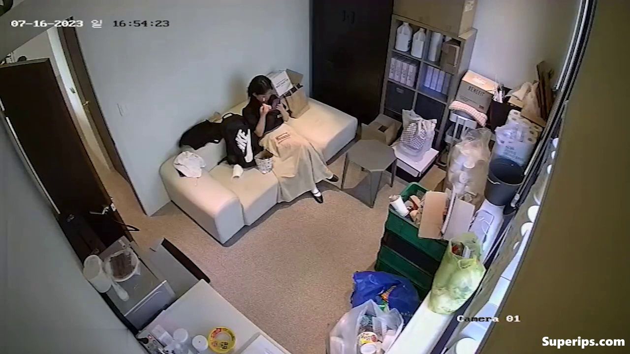 IPCAM – Cute Korean girls changing clothes