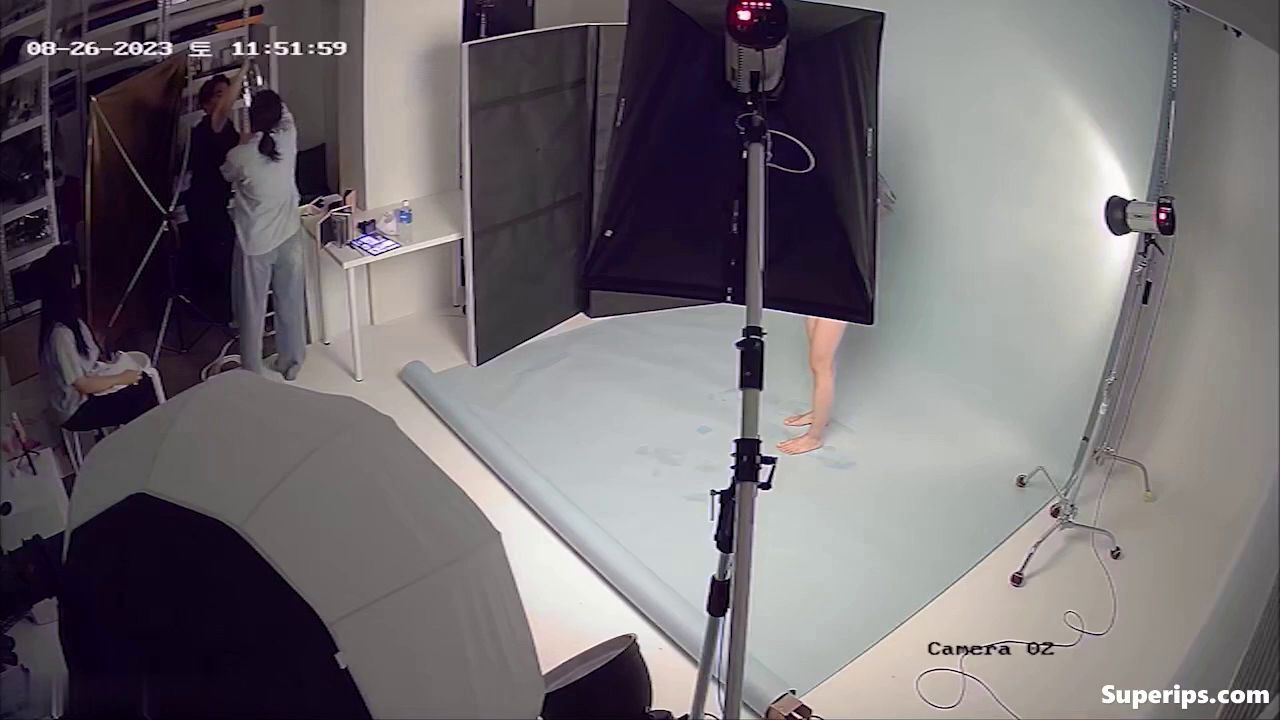 IPCAM – Famous young Korean model in underwear