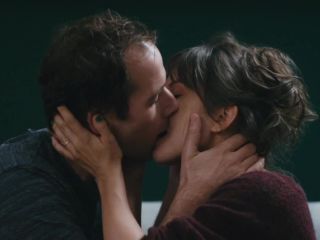 Nudeceleb- Flore Bonaventura  – Je voudrais que quelqu_un m_attende quelque part (2019) HD 1080p