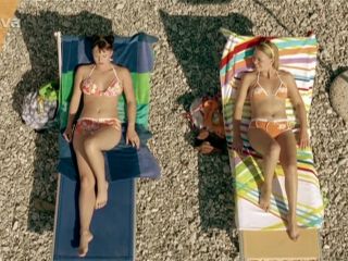 Nudeceleb- Kristyna Leichtova, Sarka Oprsalova – Holiday Makers (2006) HD 720p