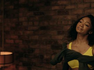 Nudeceleb- Birgundi Baker – The Chi s06e10 (2024) HD 1080p